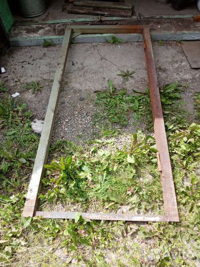 Продам железную дверь