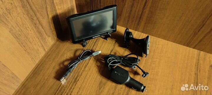 Навигатор Garmin Nuvi 52 LM