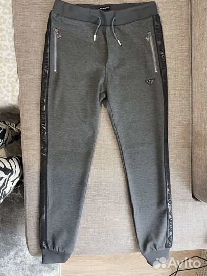 Спортивный костюм emporio Armani 46-48