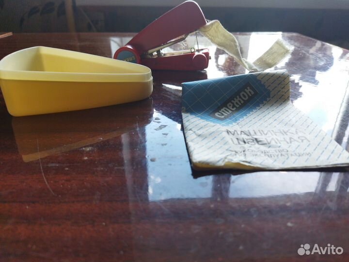 Швейная машинка ручная 