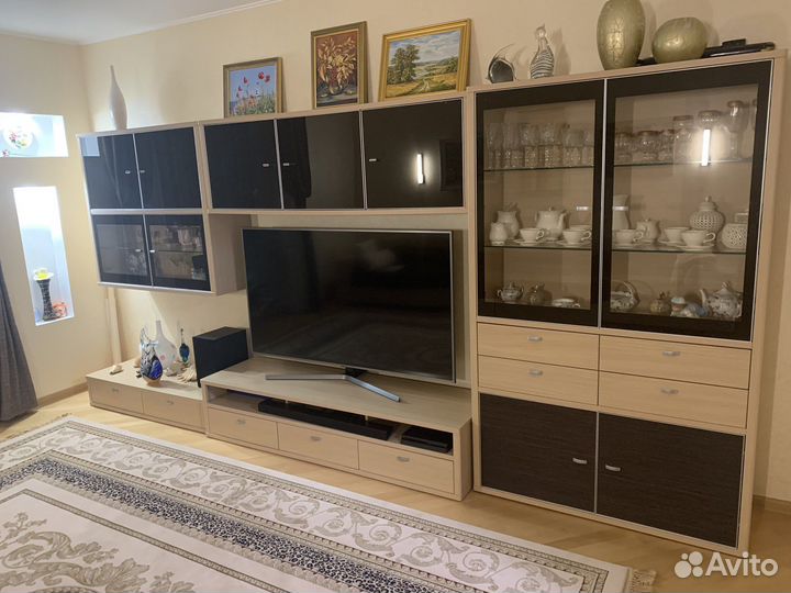 Стенка в гостиную