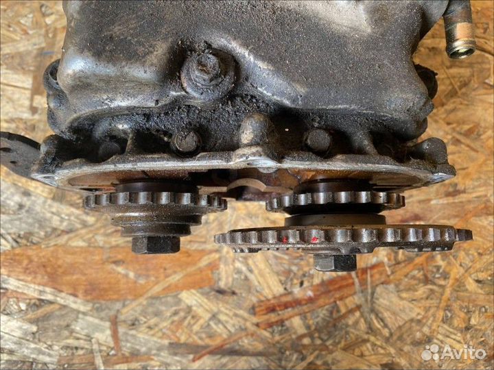 Головка блока цилиндров задняя Nissan Maxima