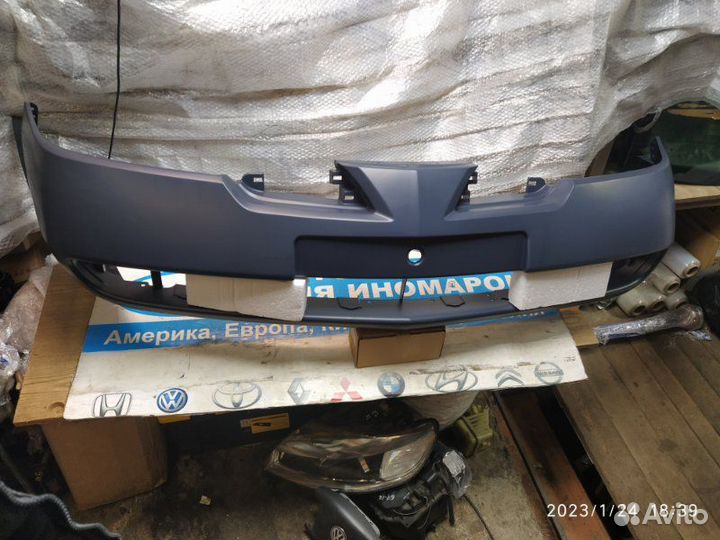 Бампер передний Nissan Primera P12 2001-2008