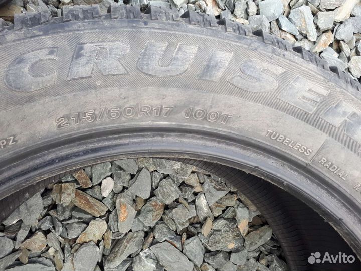 Bridgestone Ice Cruiser 7000 215/60 R17