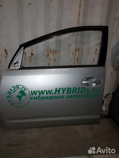 Дверь передняя левая Toyota Prius 2 NHW20