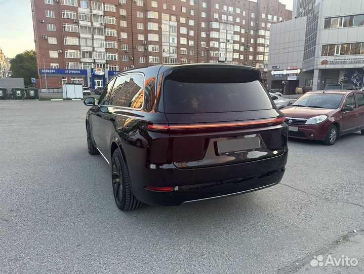 LiXiang L9 1.5 AT, 2023, 10 000 км