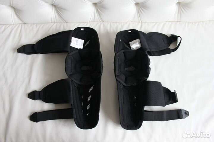 Наколенники Leatt Dual Axis Knee & Shin Guard