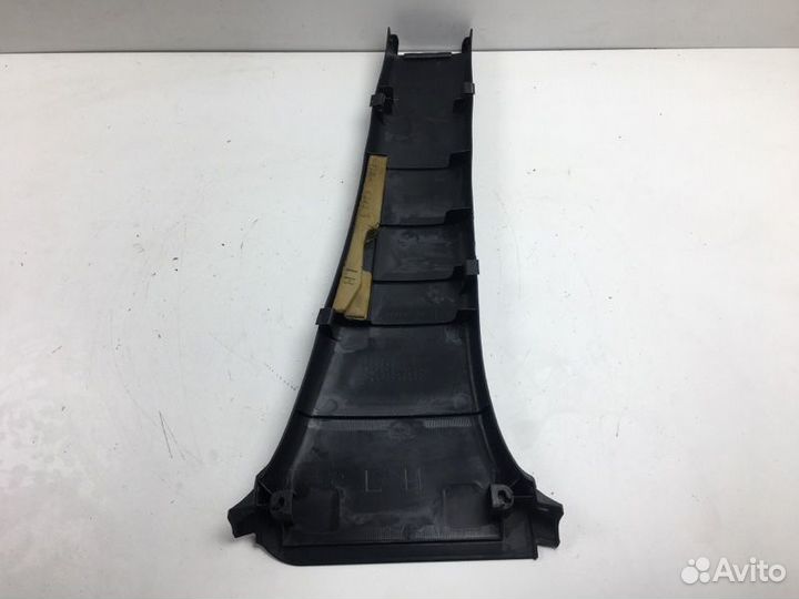 Накладка на стойку Toyota Scion NCP61L 1nzfe 2005