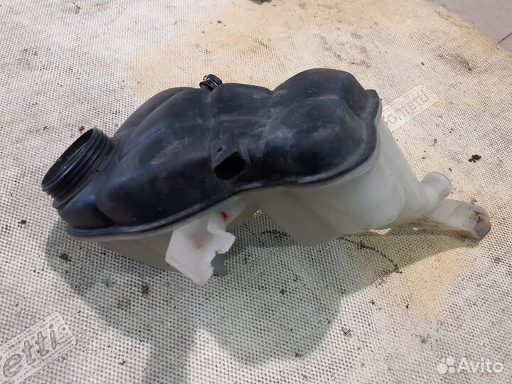 Расширительный бачок Мерседес S 221