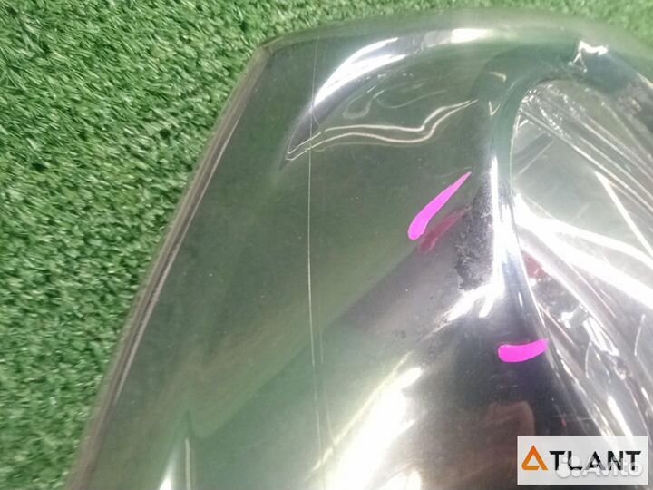 Фонарь задний левый toyota harrier