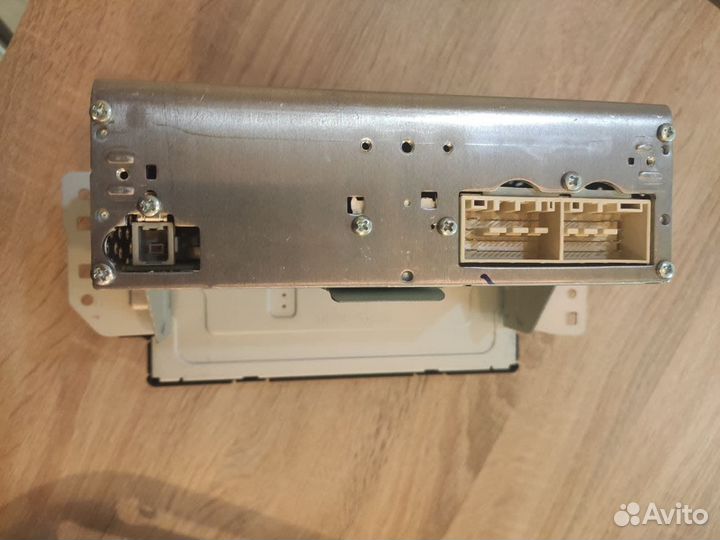 Оригинальная магнитола Kia Rio 4 2018