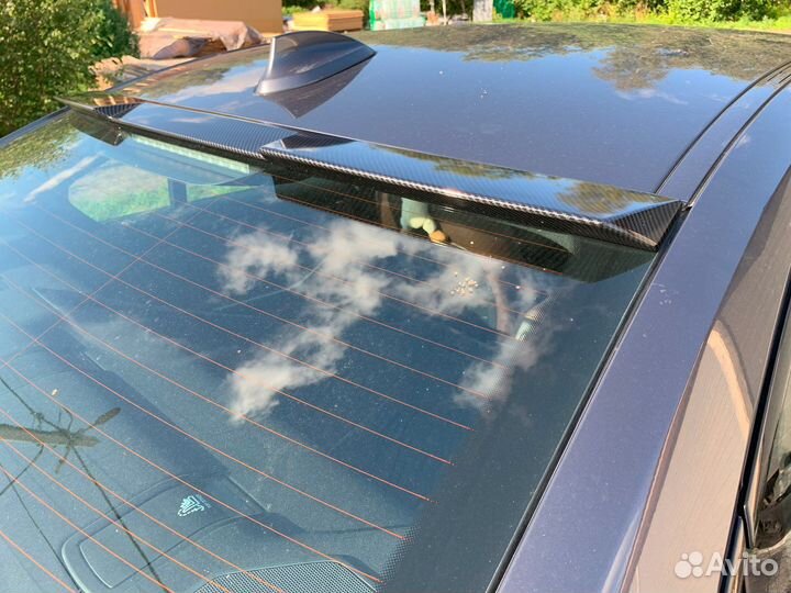 Спойлер козырек дефлектор на заднее стекло BMW G20