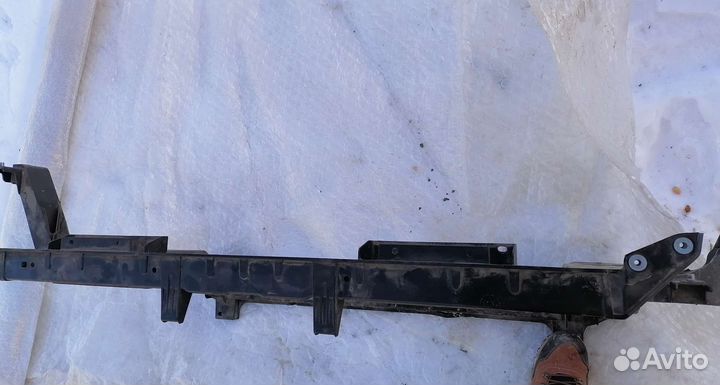 Телевизор передняя панель Kia Sorento 4