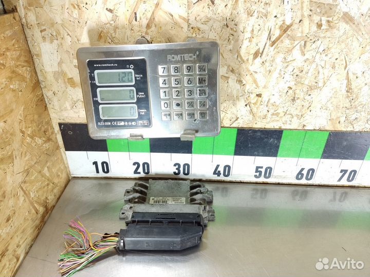 Блок управления двигателем Renault Logan 2005 2014