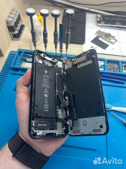 Ремонт iPhone iPad Macbook iMac Apple Watch