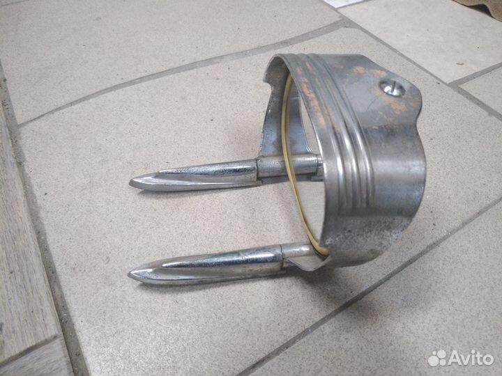 Зеркало заднего вида ретро