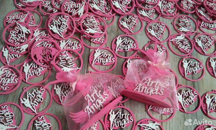 Полка для медалей Медальницы Декор из дерева