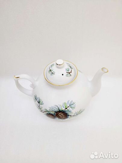 Чайник фарфоровый 
