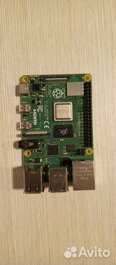 Raspberry pi 4B 8Gb RAM с 2 корпусами и SSD 128Gb