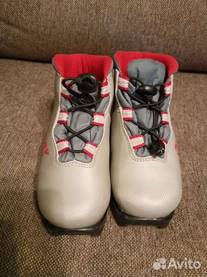 Лыжные ботинки 27