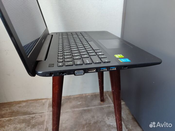 Для игр asus Core i3/GeForce920M/HDD500Gb/15.6