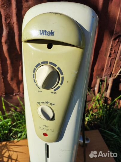 Масляный обогреватель Радиатор vitek VT-1720 W