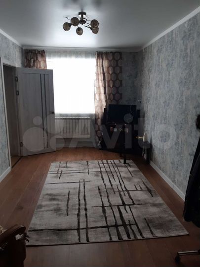 2-к. квартира, 38 м², 1/2 эт.