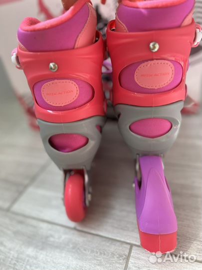 Роликовые коньки и защита