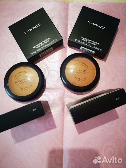 Компактная тональная основа MAC