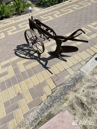 Конный плуг