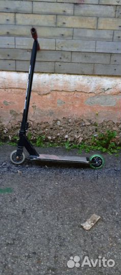 Трюковой самокат