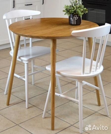 Стол круглый из дуба обеденный