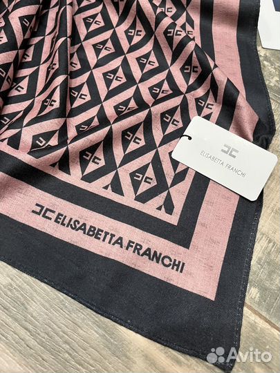 Шерстяной двухсторонний платок Elisabetta Franchi