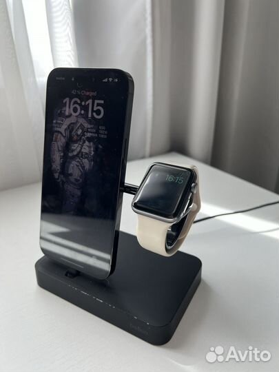 Док-станция Belkin для iPhone и Apple Watch