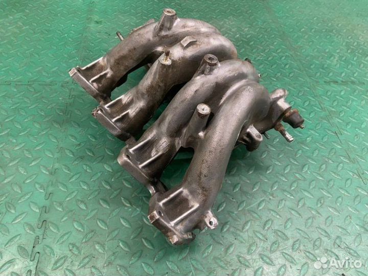 Коллектор впускной Toyota Carina E 4A-FE 1.6 1992