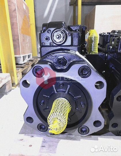 Основной насос Case CX235CSR K3V112DTP