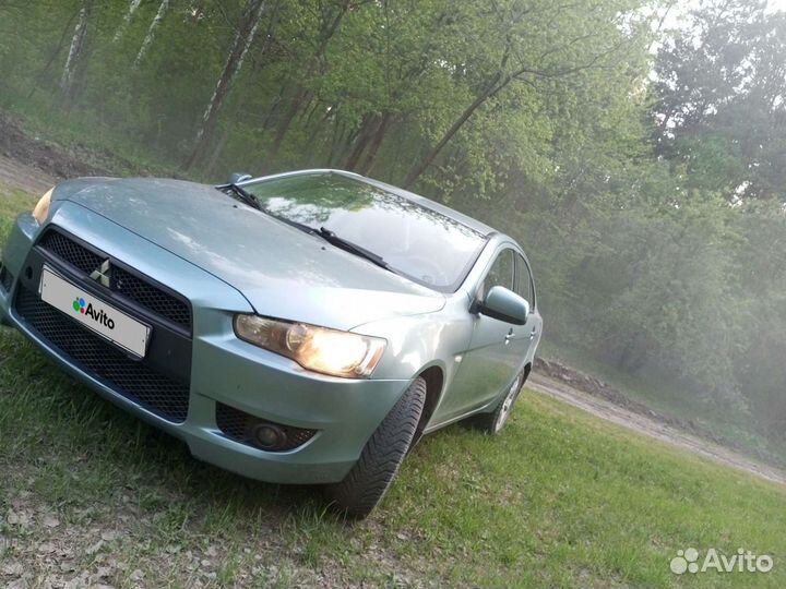 Mitsubishi Lancer 1.5 МТ, 2007, 300 000 км