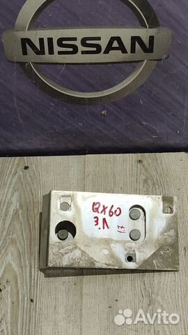 Кронштейн крепление усилителя бампера infiniti QX6