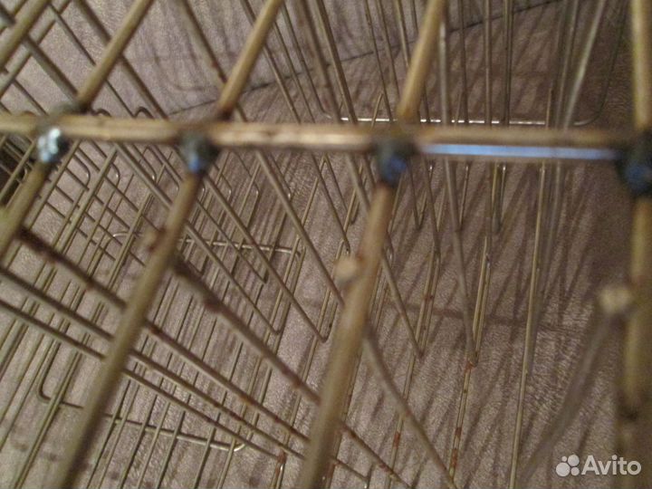 Подставки для виниловых пластинок