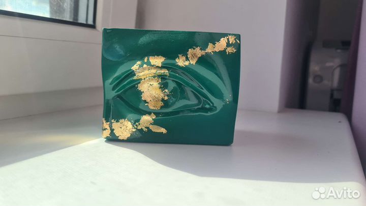 Статуэтка карандашница