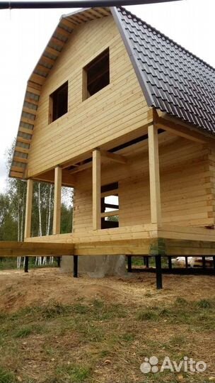 Бригада строителей