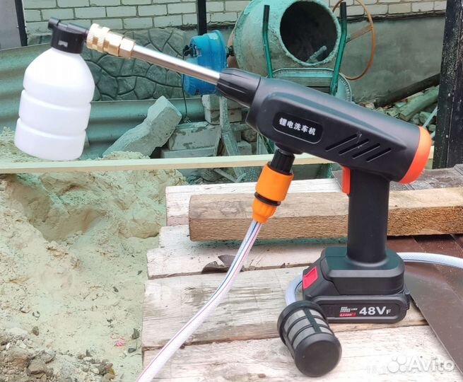 Минимойка высокого давления аккумуляторная