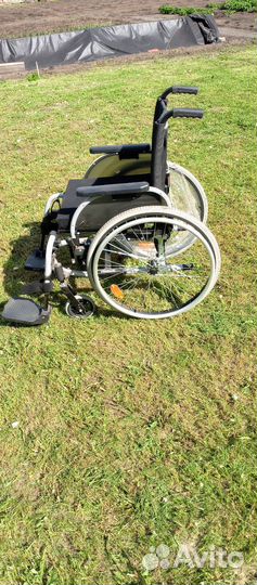 Коляска инвалидная новая