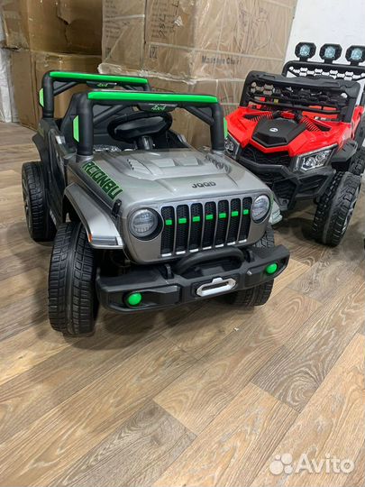 Детский электромобиль джип