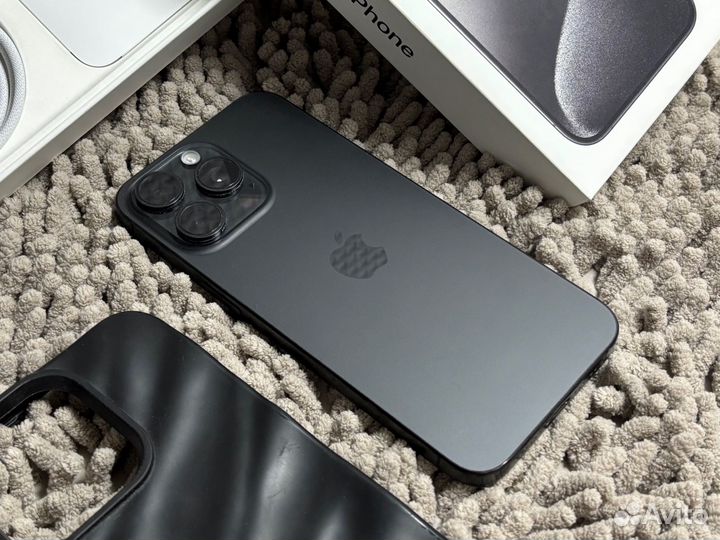 iPhone 15 Pro Max, 256 ГБ