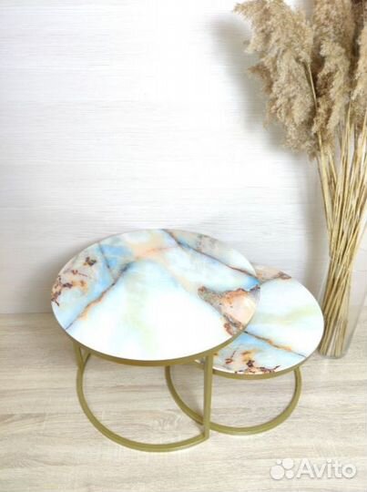 Стол журнальный с эффектом 
