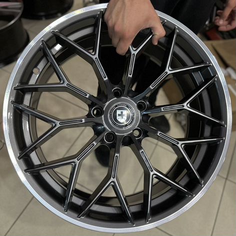 Литые диски K.A.N. 8×R18 6×114.3