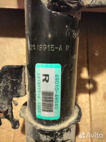 Осталось 2 передние правые Лексус рх