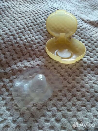 Накладки на соски Medela L