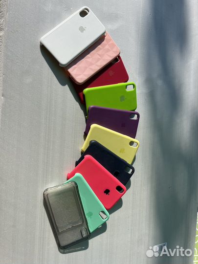 Чехлы на iPhone 10